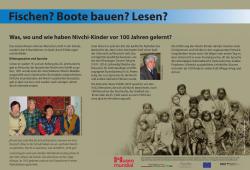 Eine Informationstafel führt in das Thema ein und stellt die Verbindung zu den Nivchi her Board_Education