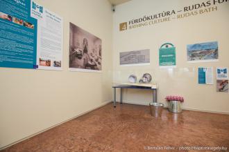 An overview of the installation Museo Mundial_HU_Water_1