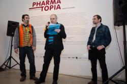 Marek Schovánek (balra) szintén részt vett a megnyitón Museo Mundial_CZ_Pharmatopia_3